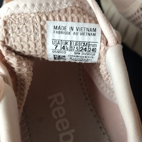 Pink Reeboks - Picture 7 of 8